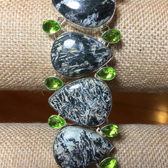 Bracelet 71/2'' - 81/2'' Semi-Precious Stone - Picture 2 of 4